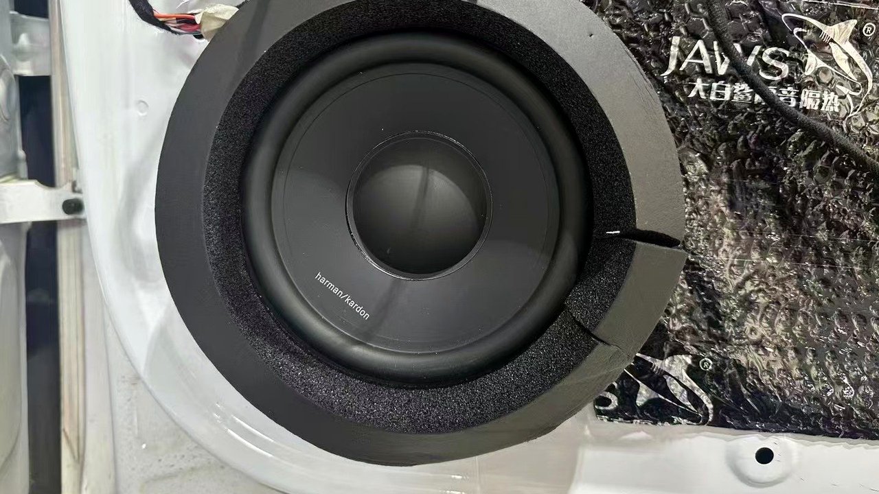 汽车汽车音响升级案例:保时捷音响升级相关的湛江汽车音响改装实拍封面
