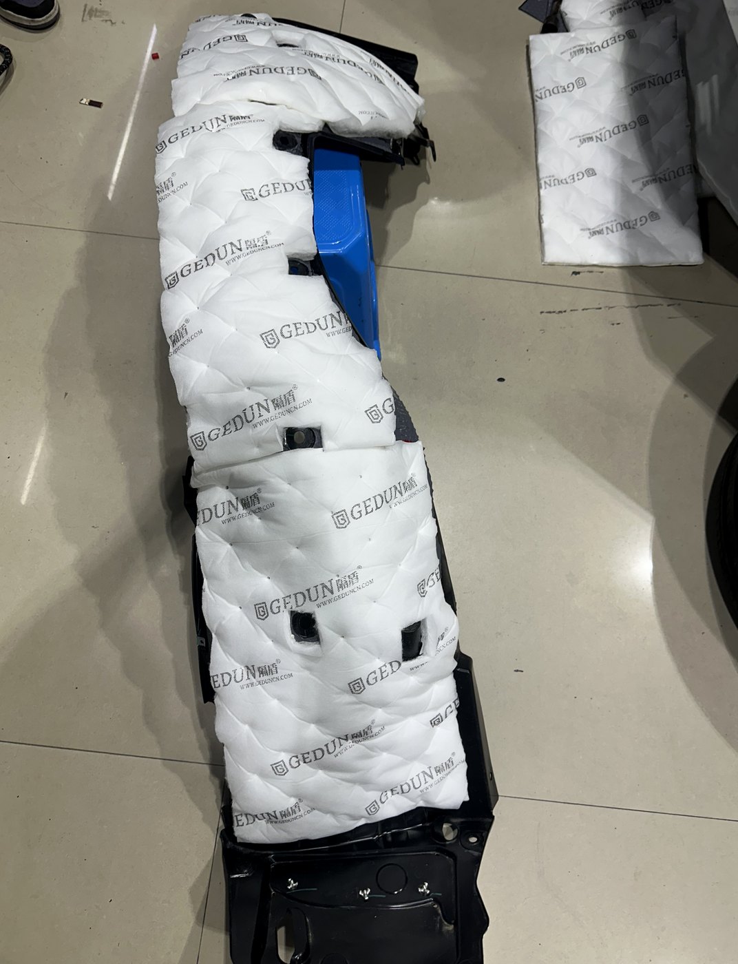 汽车车门吸音材料施工位置